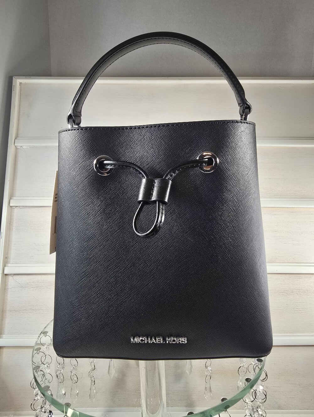 MICHAEL KORS Black Leather Top-Handle Bucket Bag only